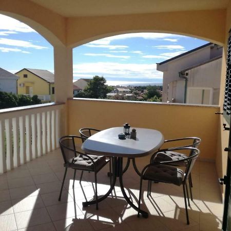 Apartman Dora Povljana Exteriér fotografie