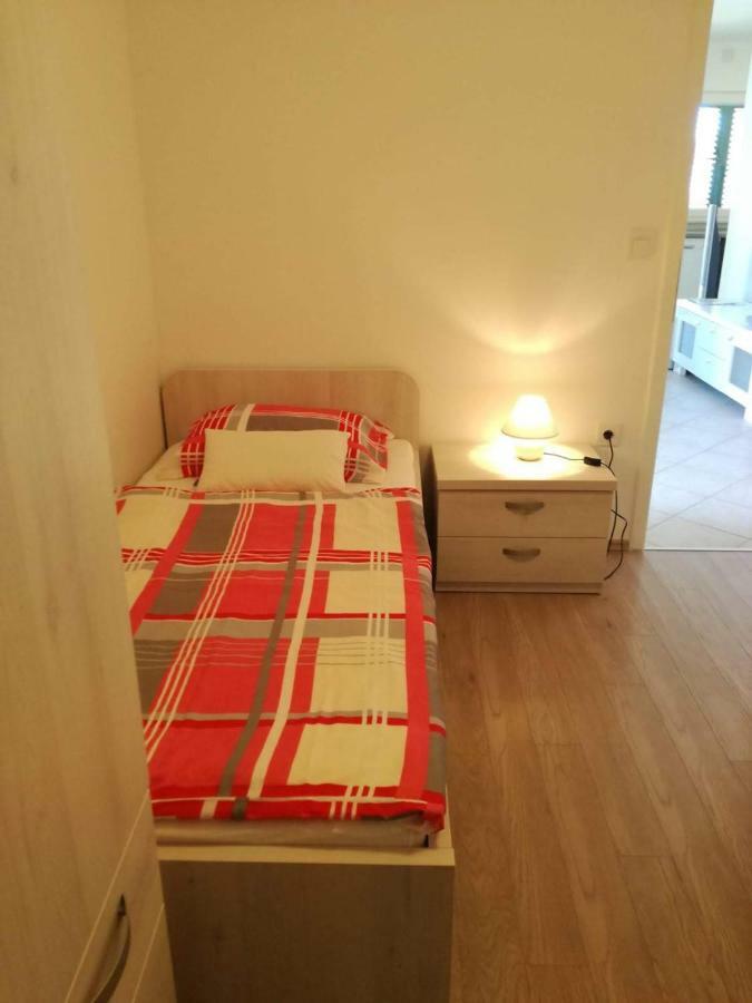 Apartman Dora Povljana Exteriér fotografie